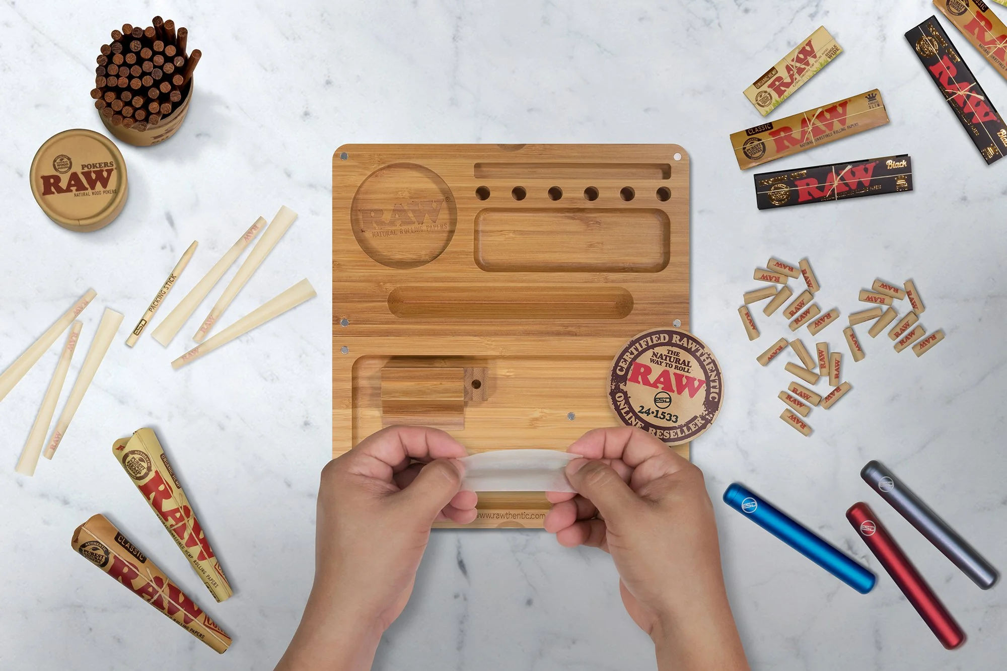 RAW Back Flip Bamboo Rolling Tray - Image 5
